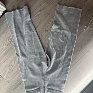 Women's Gray Capris